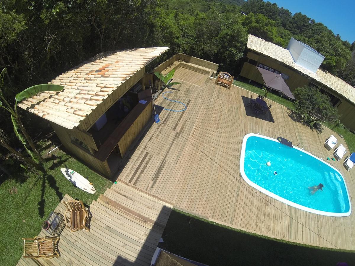 Pousada Guarda Beach House Гуарда-ду-Эмбау Экстерьер фото