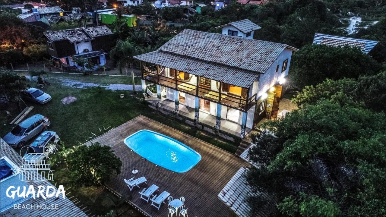 Pousada Guarda Beach House Гуарда-ду-Эмбау Экстерьер фото