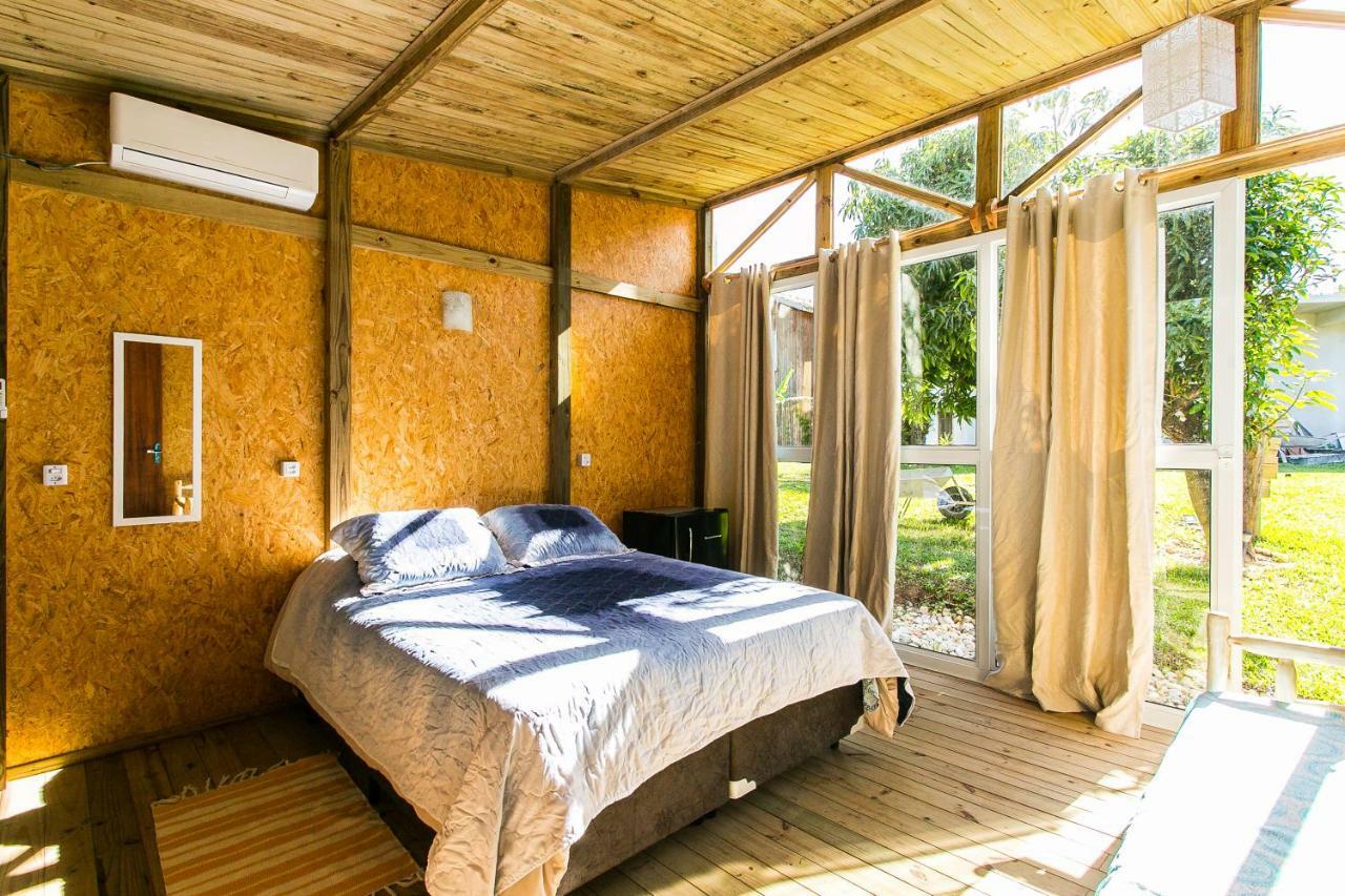 Pousada Guarda Beach House Гуарда-ду-Эмбау Экстерьер фото