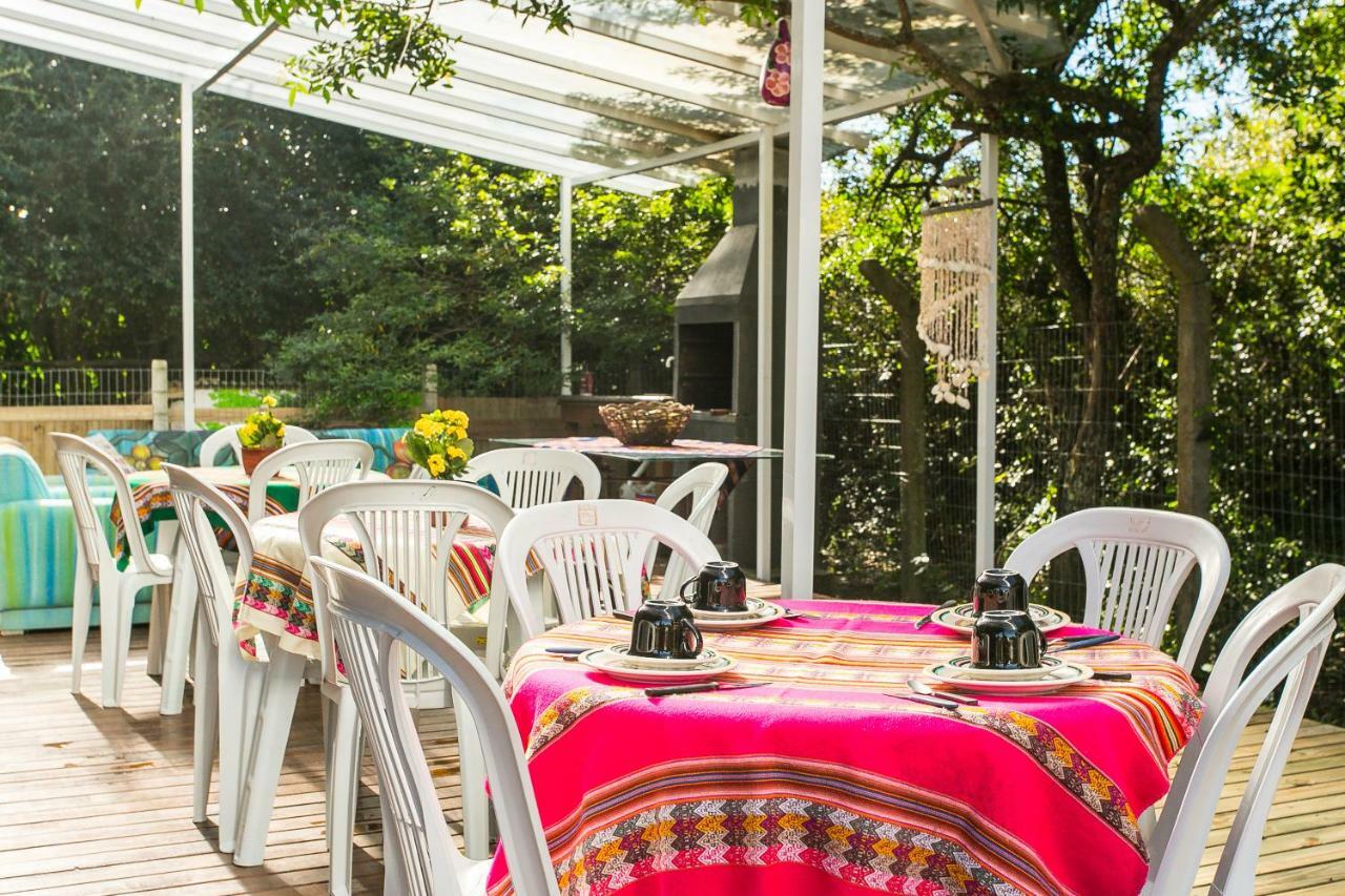 Pousada Guarda Beach House Гуарда-ду-Эмбау Экстерьер фото